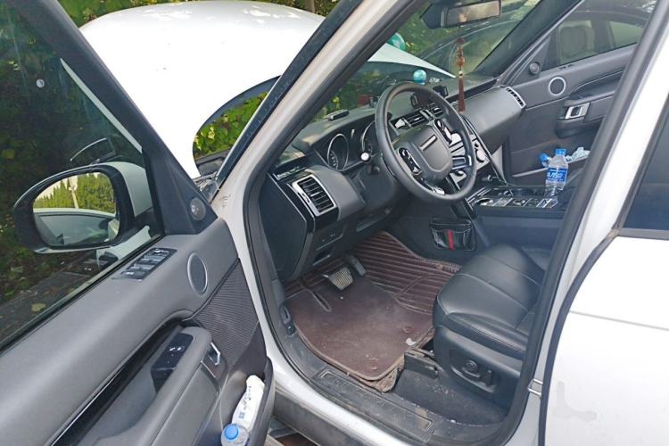 Used Land Rover Discovery 2019 3.0 SC V6 SE Driver Seat