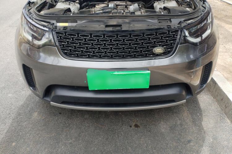 Used Land Rover Discovery 2019 3.0 SC V6 HSE Engine Bay