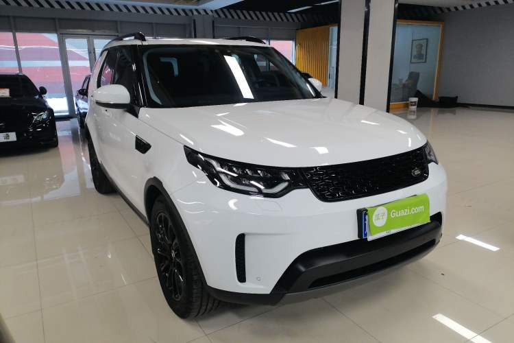 Used Land Rover Discovery 2019 3.0 SC V6 SE Exterior 2