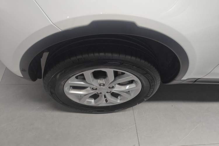 Used Land Rover Discovery 2019 3.0 SC V6 SE Exterior 2