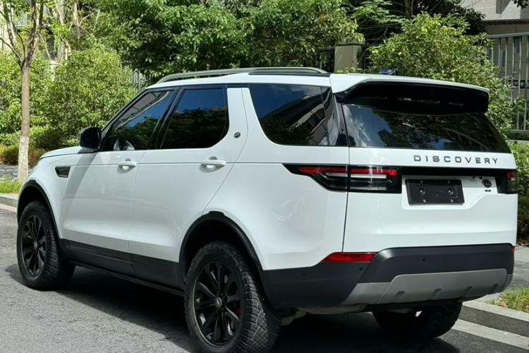 Used Land Rover Discovery 2019 3.0 SC V6 SE Exterior 2