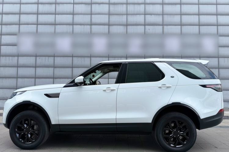 Used Land Rover Discovery 2019 3.0 SC V6 SE Exterior 3