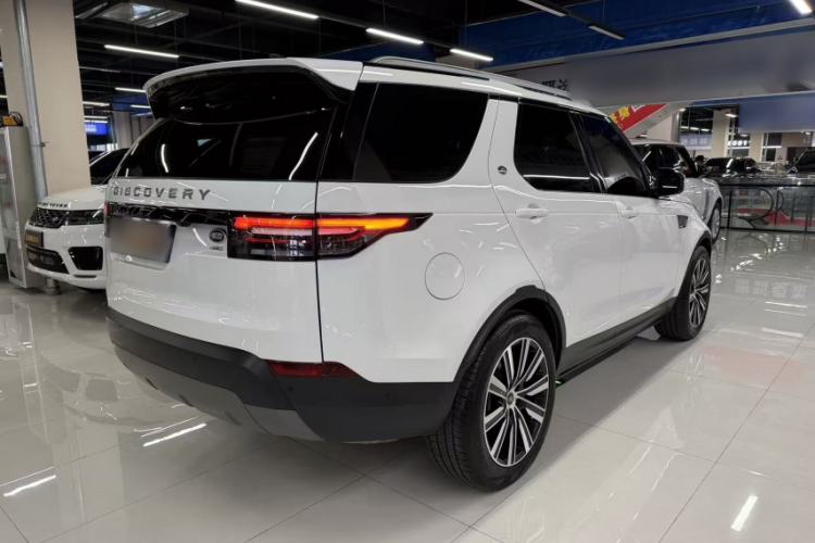 Used Land Rover Discovery 2019 3.0 SC V6 SE Exterior 3