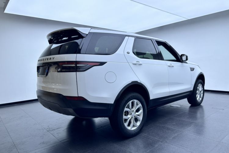 Used Land Rover Discovery 2019 3.0 SC V6 SE Exterior 4