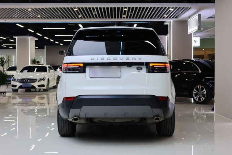 Used Land Rover Discovery 2019 3.0 SC V6 SE Exterior 4