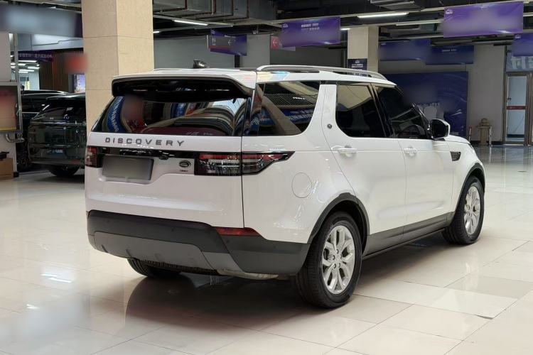 Used Land Rover Discovery 2019 3.0 SC V6 SE Exterior 5