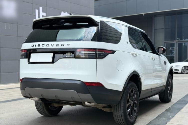 Used Land Rover Discovery 2019 3.0 SC V6 SE Exterior 5