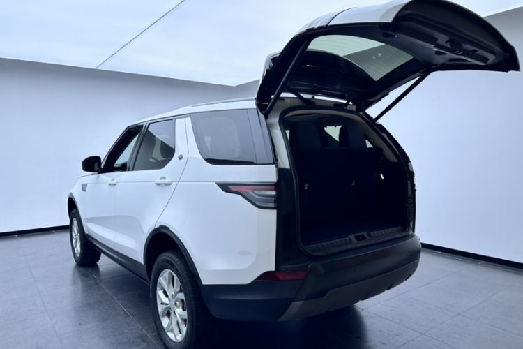 Used Land Rover Discovery 2019 3.0 SC V6 SE Exterior 7