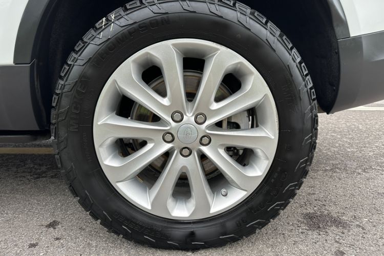 Used Land Rover Discovery 2019 3.0 SC V6 SE Exterior 7