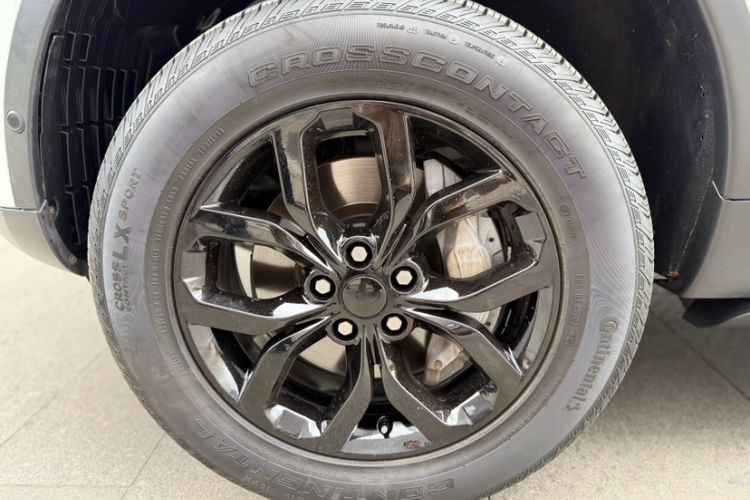 Used Land Rover Discovery 2019 3.0 SC V6 SE Exterior 7