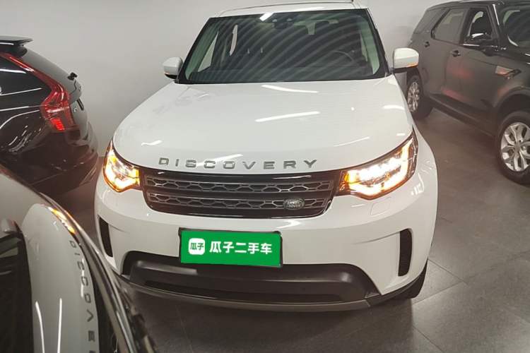 Used Land Rover Discovery 2019 3.0 SC V6 SE Front