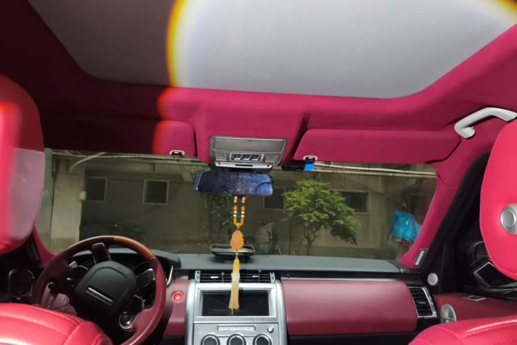 Used Land Rover Discovery 2019 3.0 SC V6 SE Headliner