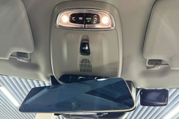 Used Land Rover Discovery 2019 3.0 SC V6 SE Headliner