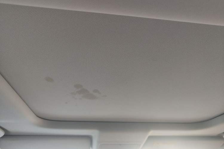 Used Land Rover Discovery 2019 3.0 SC V6 SE Headliner