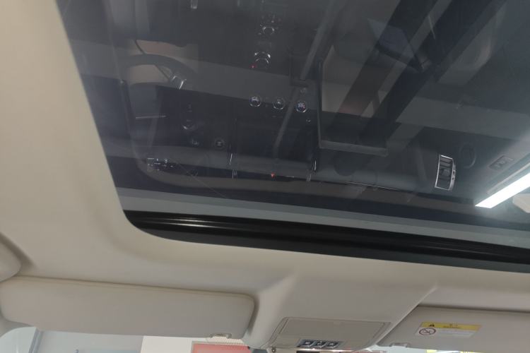 Used Land Rover Discovery 2019 3.0 SC V6 SE Headliner