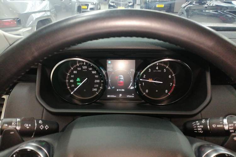 Used Land Rover Discovery 2019 3.0 SC V6 SE Instrument Cluster