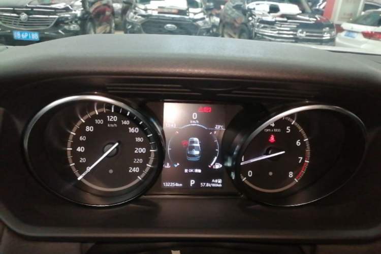 Used Land Rover Discovery 2019 3.0 SC V6 SE Instrument Cluster