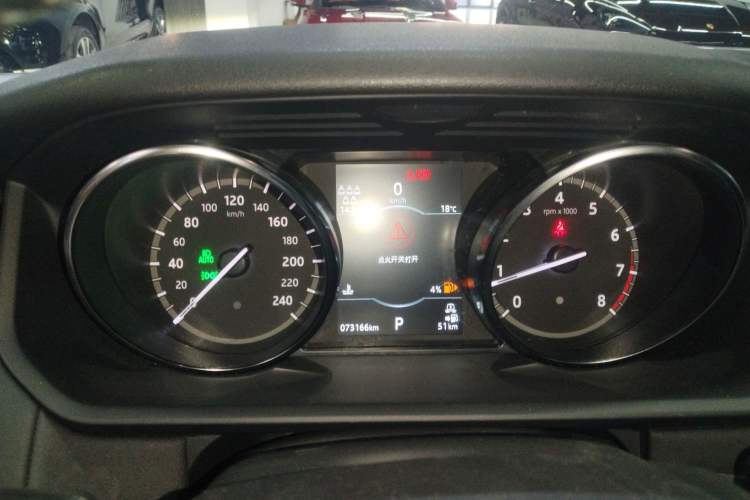 Used Land Rover Discovery 2019 3.0 SC V6 SE Instrument Cluster