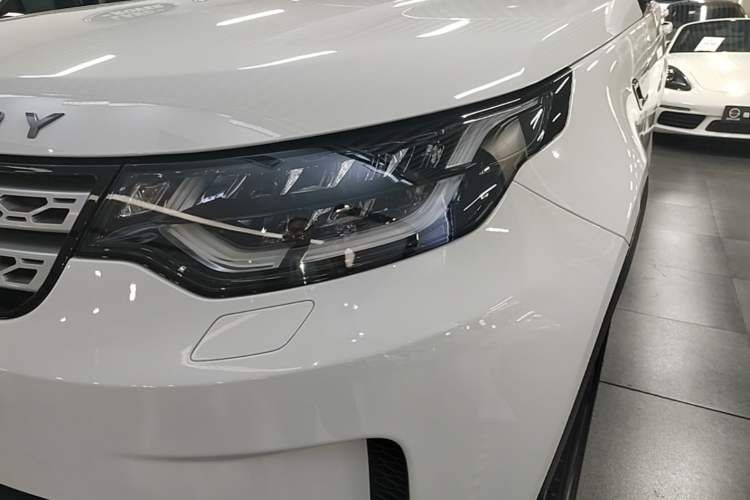 Used Land Rover Discovery 2019 3.0 SC V6 HSE Left Front Headlight