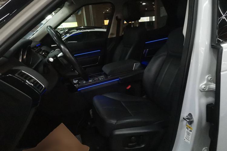 Used Land Rover Discovery 2019 3.0 SC V6 SE Left Front Seat