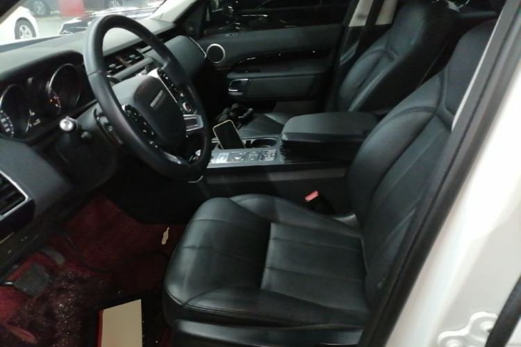 Used Land Rover Discovery 2019 3.0 SC V6 SE Left Front Seat