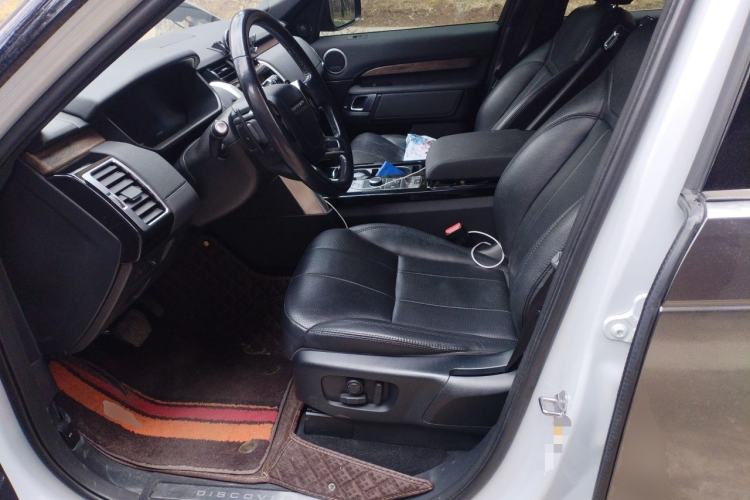 Used Land Rover Discovery 2019 3.0 SC V6 HSE Left Front Seat