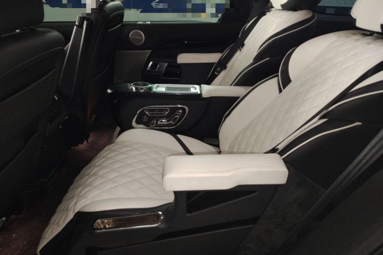 Used Land Rover Discovery 2019 3.0 SC V6 SE Left Rear Seat