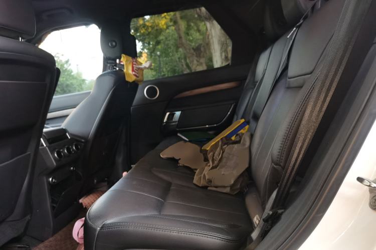 Used Land Rover Discovery 2019 3.0 SC V6 HSE Left Rear Seat