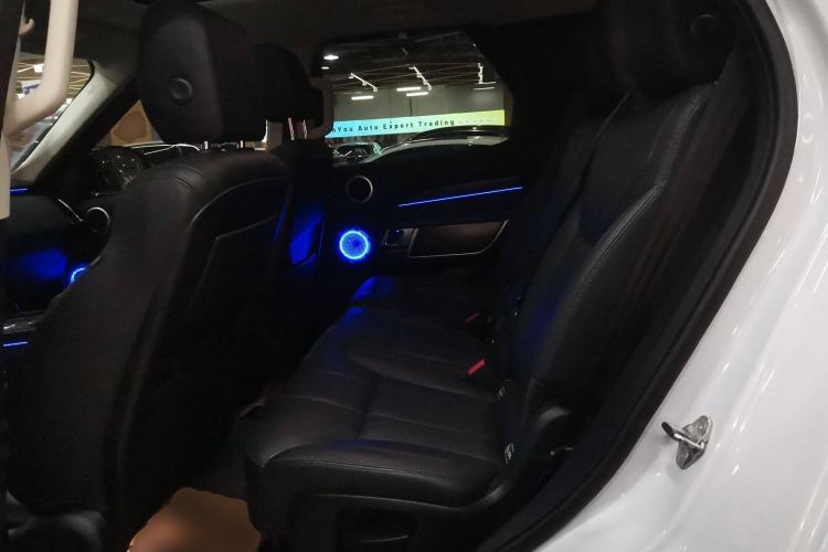 Used Land Rover Discovery 2019 3.0 SC V6 SE Left Rear Seat