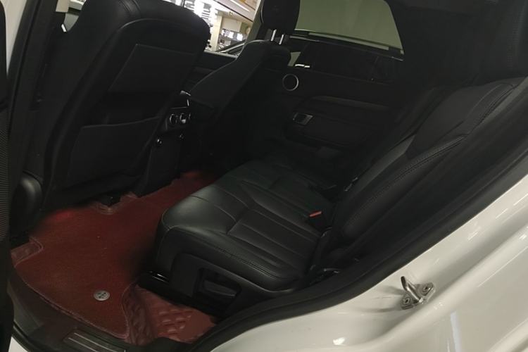 Used Land Rover Discovery 2019 3.0 SC V6 HSE Left Rear Seat