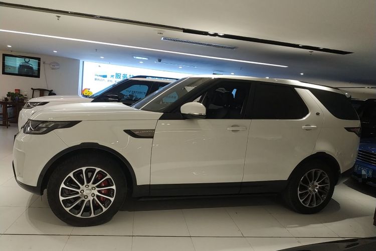 Used Land Rover Discovery 2019 3.0 SC V6 SE Left Side