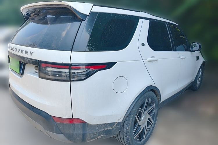 Used Land Rover Discovery 2019 3.0 SC V6 SE Rear Right 45 Deg