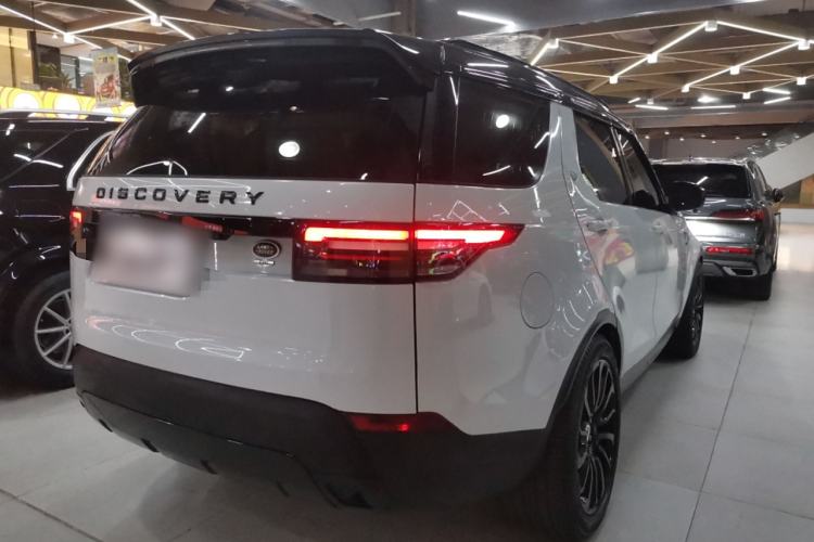 Used Land Rover Discovery 2019 3.0 SC V6 SE Rear Right 45 Deg