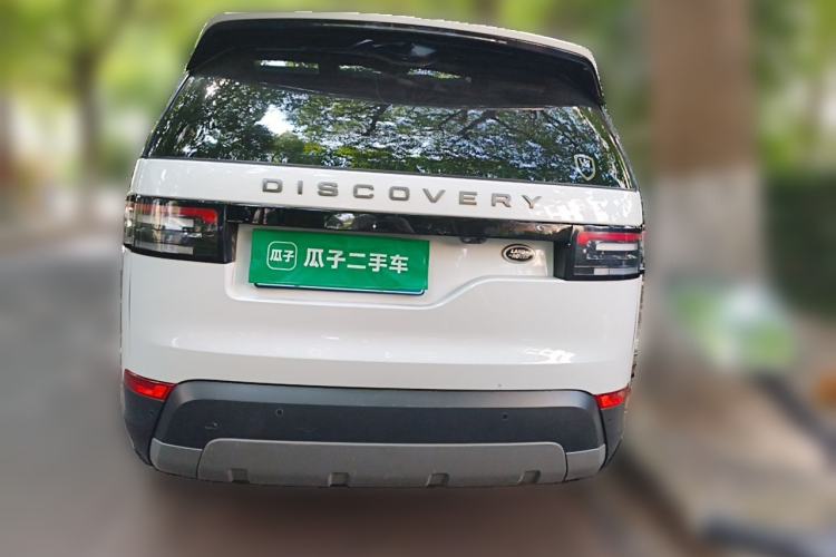 Used Land Rover Discovery 2019 2.0T SE Rear