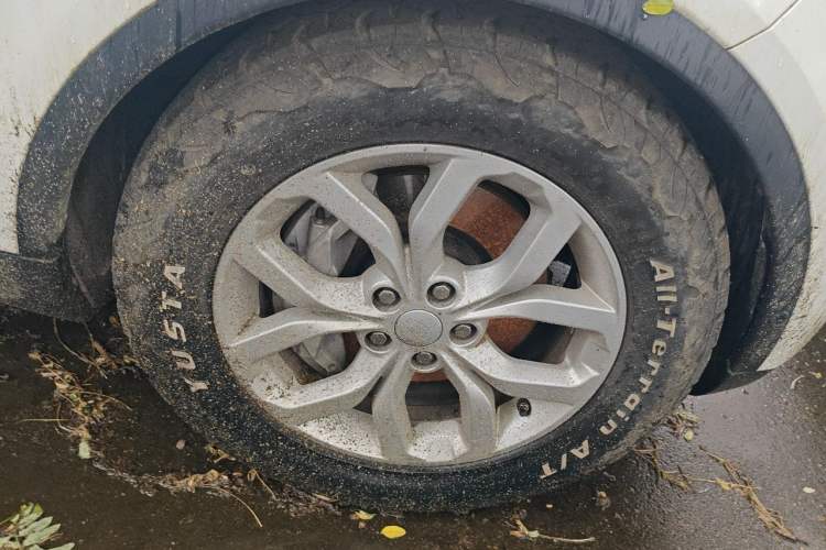 Used Land Rover Discovery 2019 3.0 SC V6 SE Right Front Wheel Hub