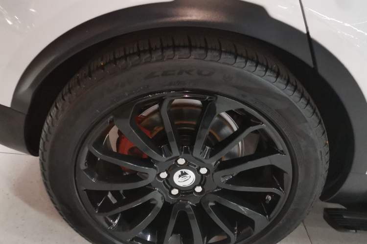 Used Land Rover Discovery 2019 3.0 SC V6 SE Right Rear Wheel Hub