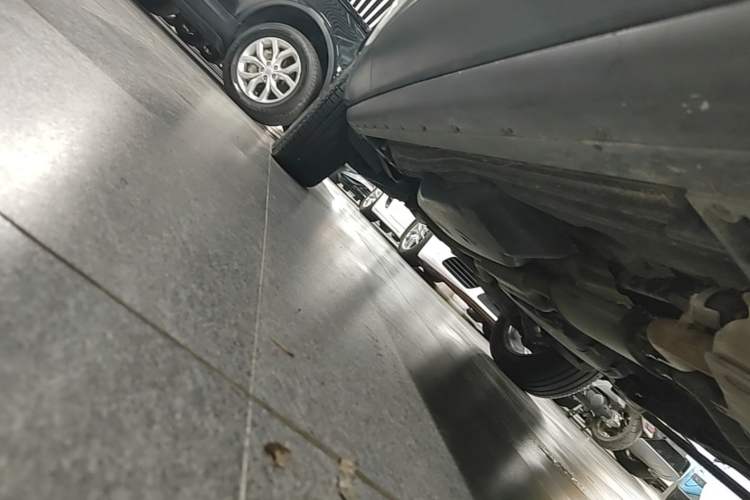 Used Land Rover Discovery 2019 3.0 SC V6 HSE Right Side Sill