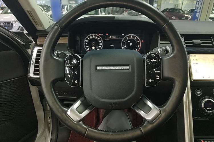 Used Land Rover Discovery 2019 3.0 SC V6 HSE Steering Wheel