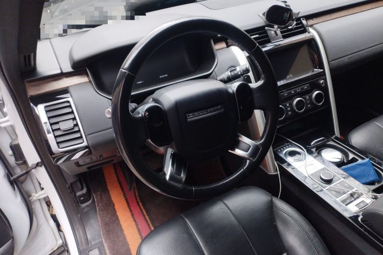 Used Land Rover Discovery 2019 3.0 SC V6 HSE Steering Wheel