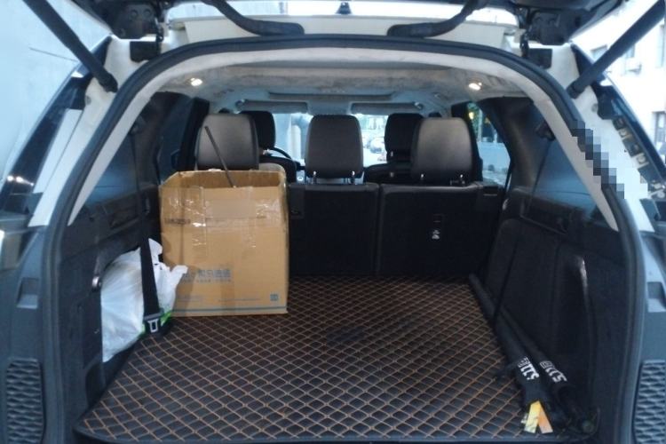 Used Land Rover Discovery 2019 3.0 SC V6 SE Trunk