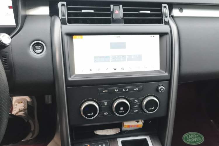 Used Land Rover Discovery 2020 3.0 SC V6 30th Anniversary Special Edition Audio And AC Panel
