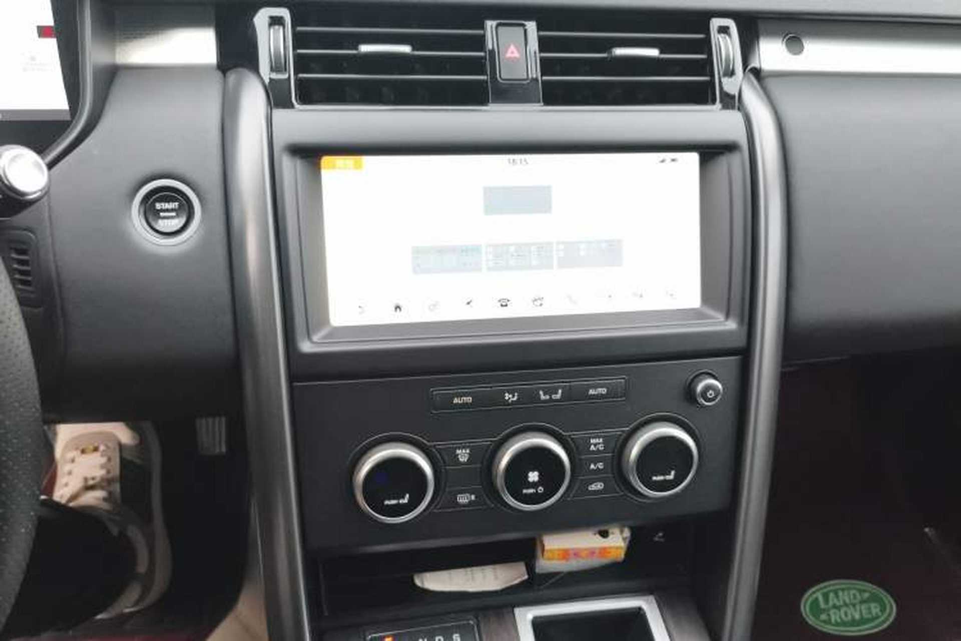 Used Land Rover Discovery 2020 3.0 SC V6 30th Anniversary Special Edition Audio And AC Panel