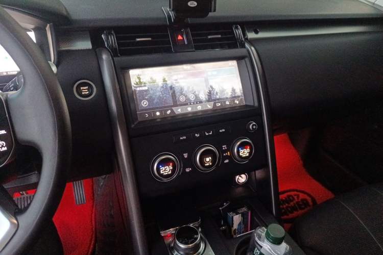Used Land Rover Discovery 2020 2.0T 30th Anniversary Special Edition Audio And AC Panel