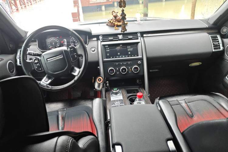 Used Land Rover Discovery 2020 3.0 SC V6 30th Anniversary Special Edition Center Console