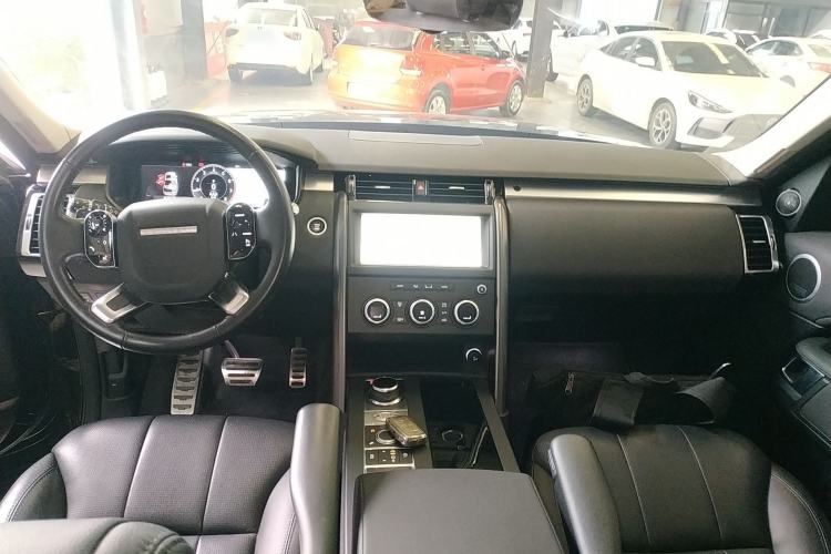 Used Land Rover Discovery 2020 3.0 SC V6 30th Anniversary Special Edition Center Console
