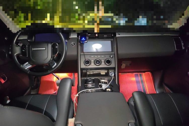 Used Land Rover Discovery 2020 3.0 SC V6 30th Anniversary Special Edition Center Console