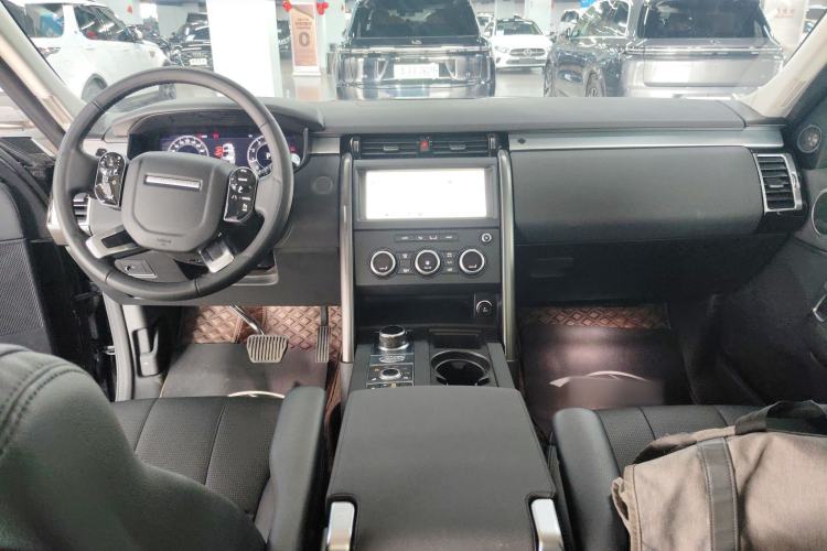 Used Land Rover Discovery 2020 3.0 SC V6 30th Anniversary Special Edition Center Console
