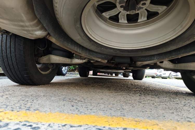 Used Land Rover Discovery 2020 2.0T SE Chassis Rear