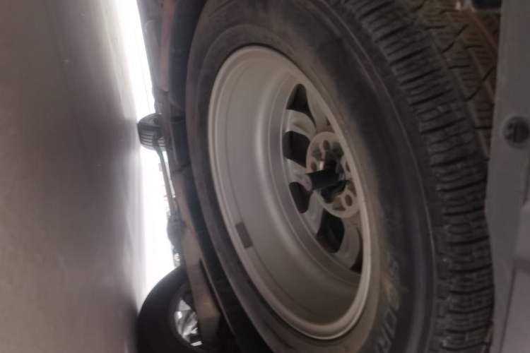 Used Land Rover Discovery 2020 2.0T SE Chassis Rear