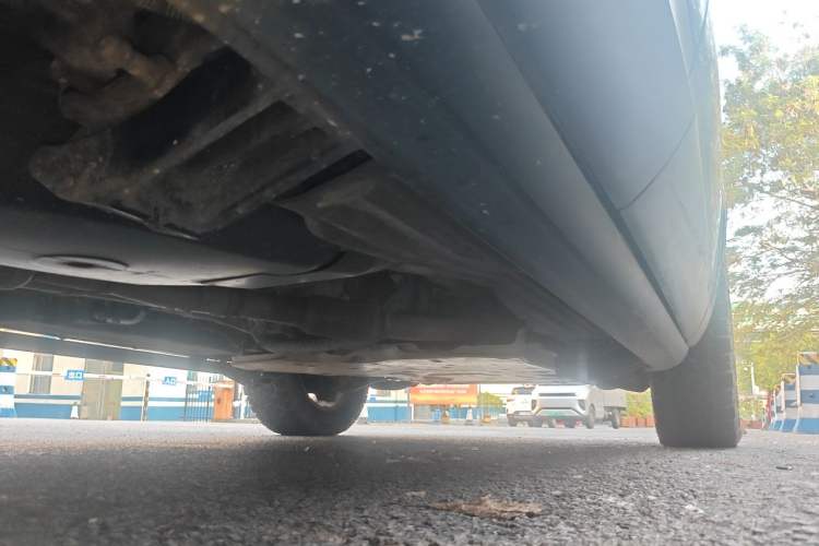 Used Land Rover Discovery 2020 2.0T SE Chassis Rear Right